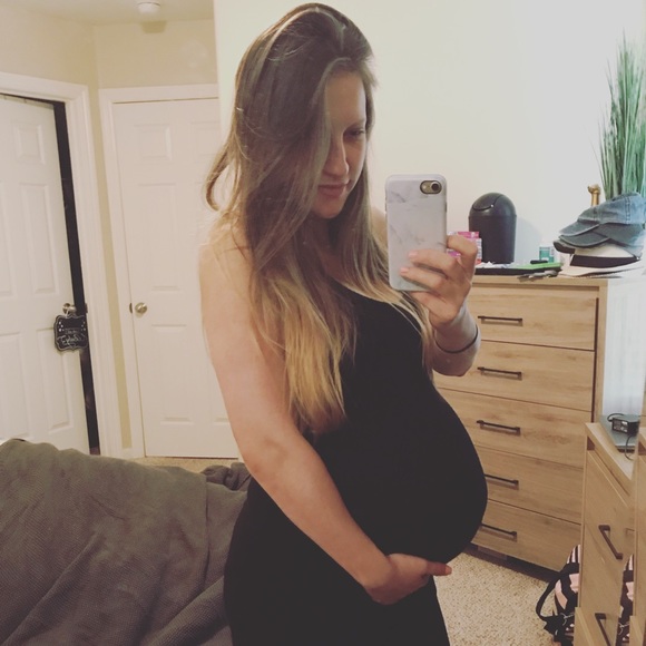 Meet your Posher, Danielle - Picture 1 of 1